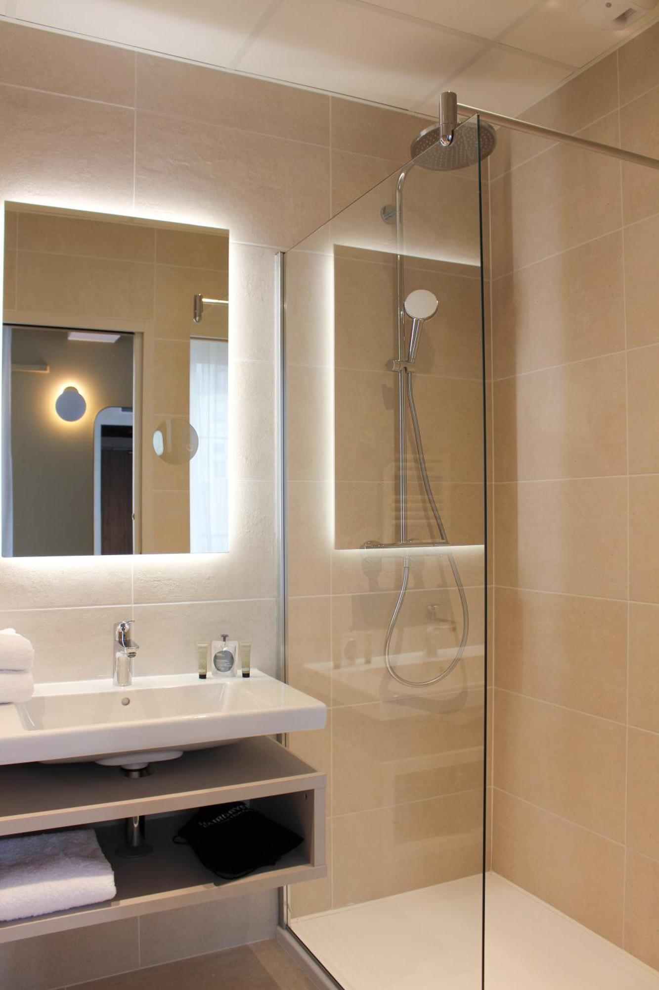 Brit Hotel Limoges Centre Gare エクステリア 写真