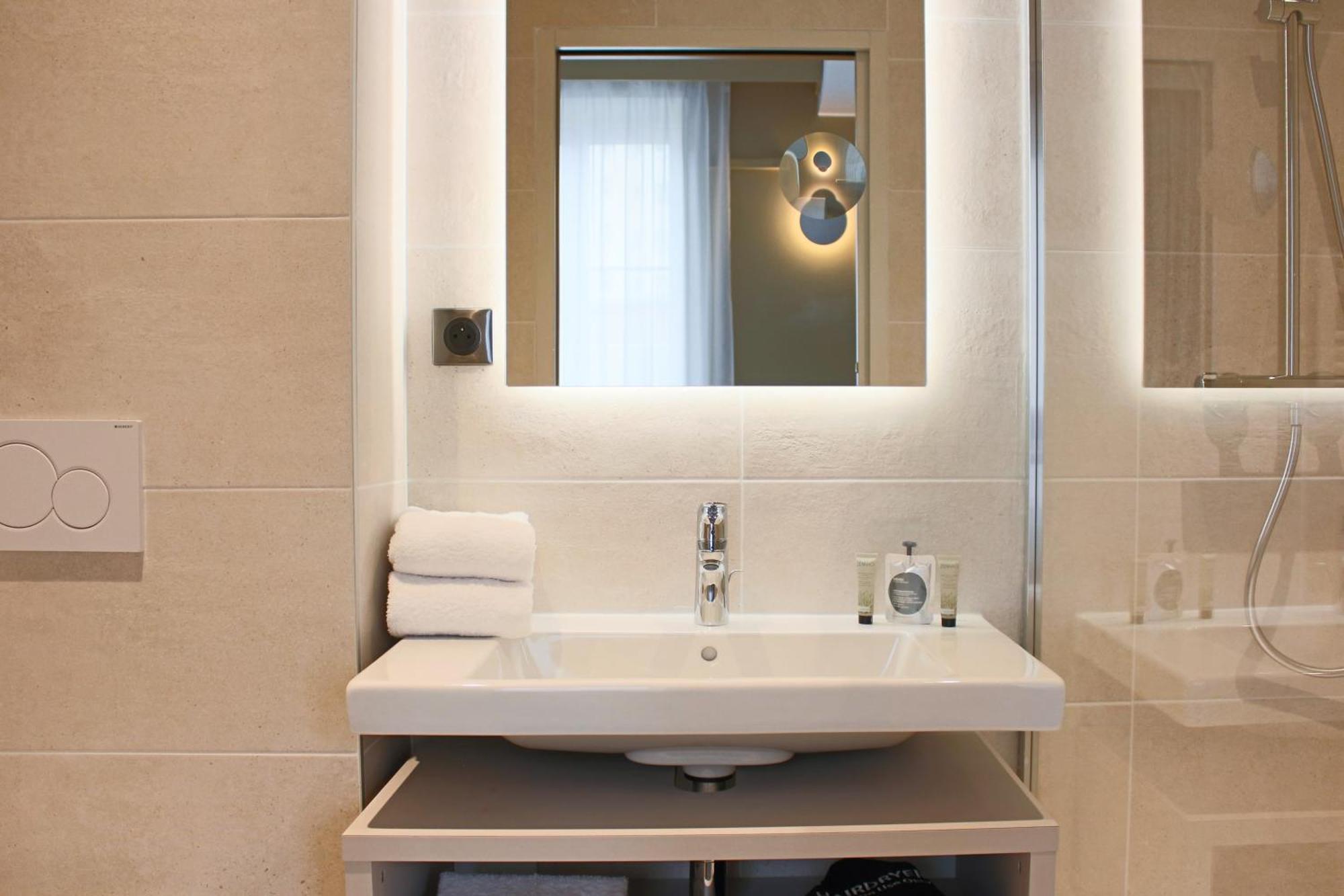 Brit Hotel Limoges Centre Gare エクステリア 写真